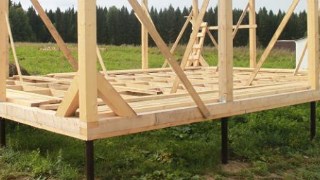 Сарай на винтовых сваях или хозблок на сваях Уссурийск цена от 2540 руб. / шт.